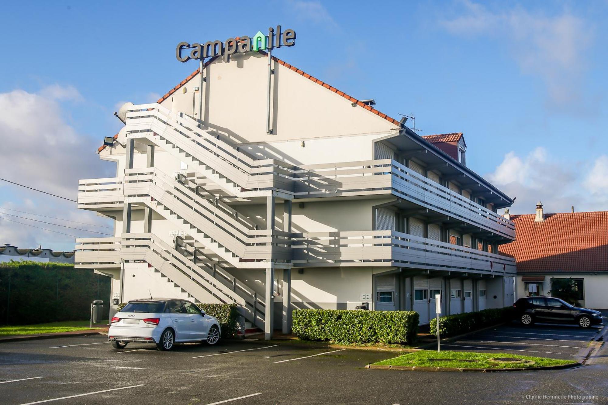 Отель Campanile Montargis - Amilly Amilly  Экстерьер фото